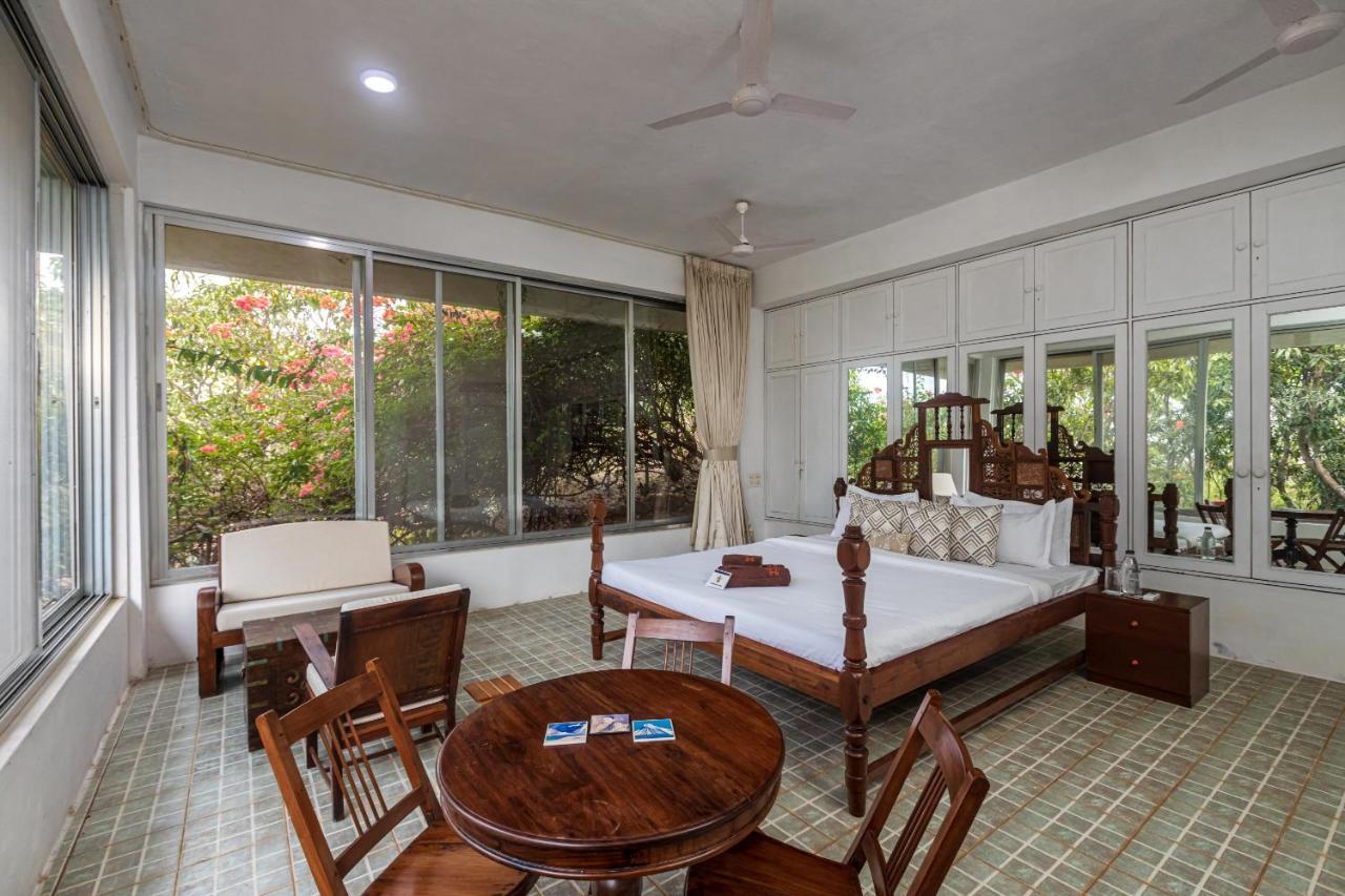Nāndgaon Saffronstays Sunglade, Kashid - Ocean-View Villa Near Kashid Beach מראה חיצוני תמונה
