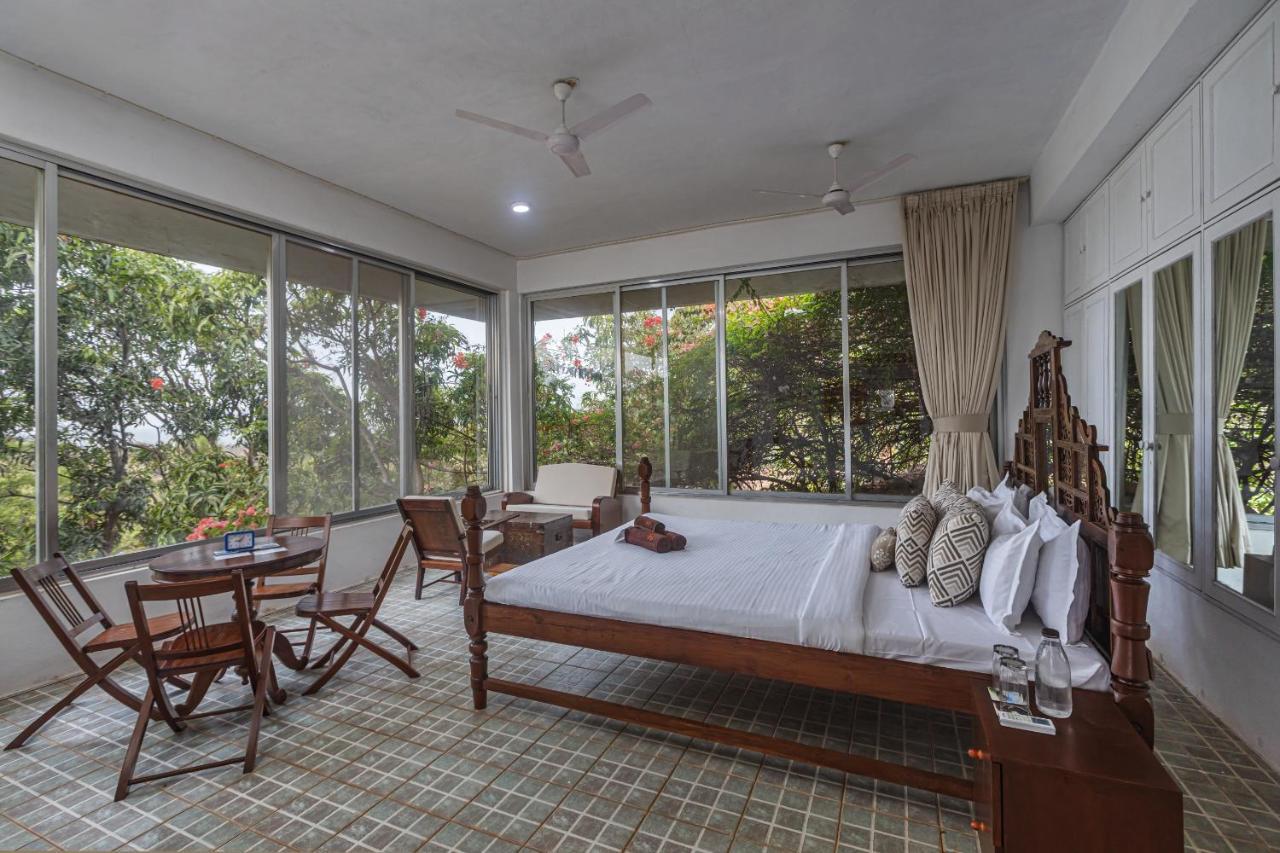 Nāndgaon Saffronstays Sunglade, Kashid - Ocean-View Villa Near Kashid Beach מראה חיצוני תמונה